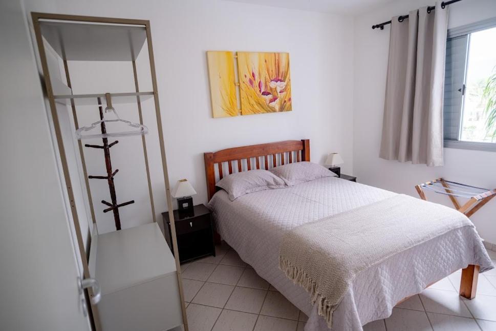 Pe Na Areia Com Servico De