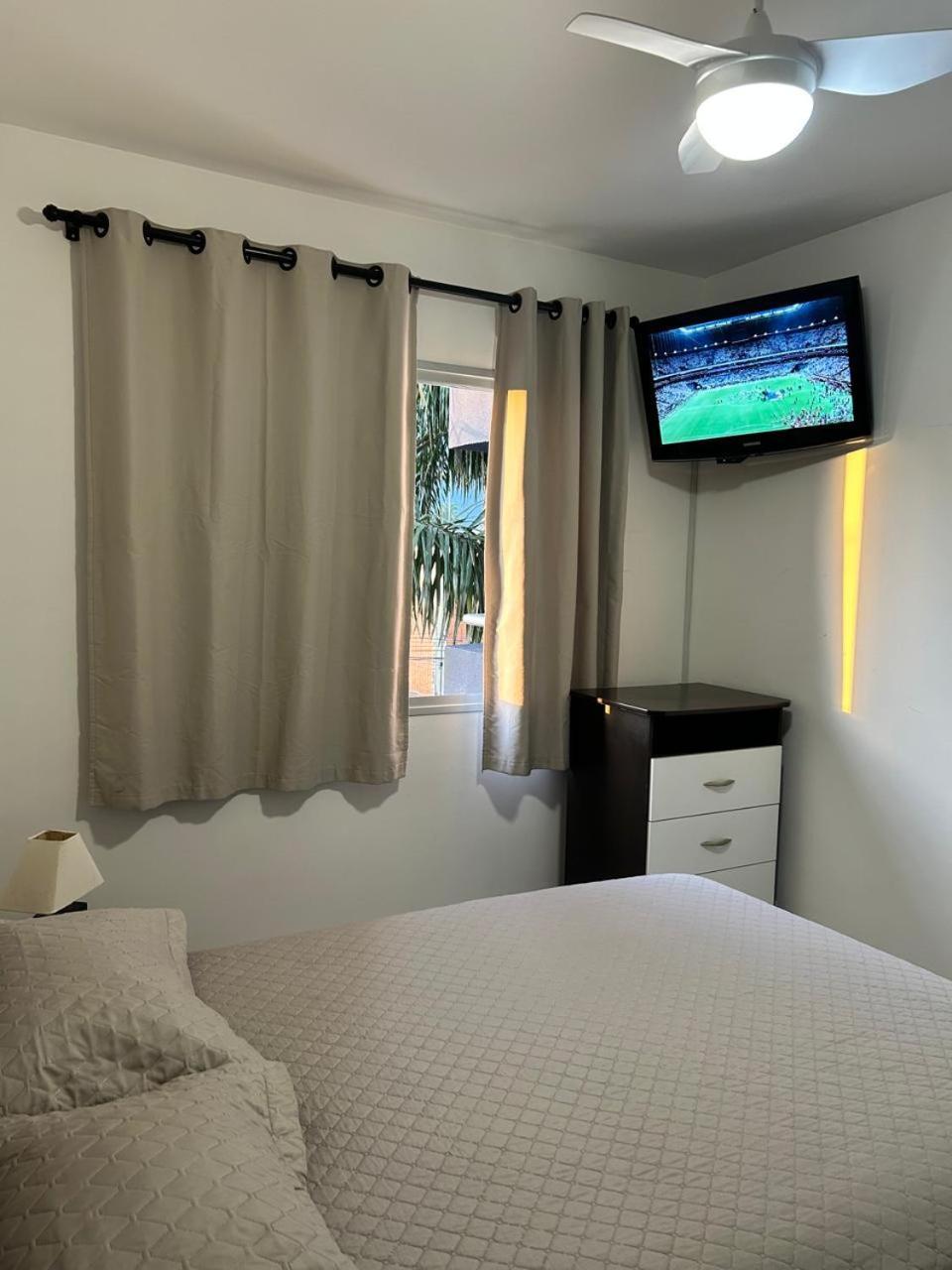 Pe Na Areia Com Servico De * Bertioga